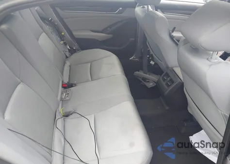 2018 Honda Accord Ex z USA, uszkodzony, nr VIN 1HGCV1F49JA077705